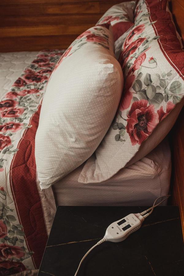 Chale Romantico Com Banheira De Hidromassagem E Lareira Bom Retiro  Kültér fotó